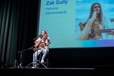 Zak Gully performing on the night.