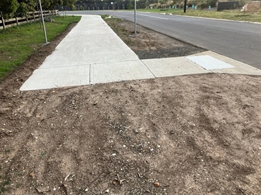 Sheedy Road completion 13 - Shared path end at Willowbank Road.jpg