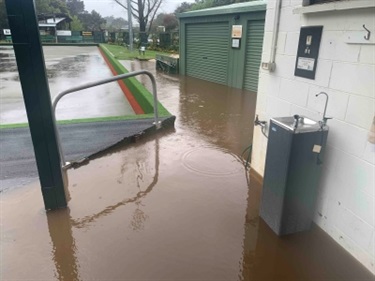 Flood impacts - Woodend Bowling Club Club - 1.jpg