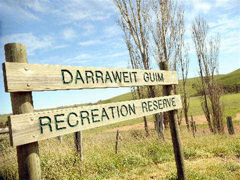 Darraweit Guim Recreation Reserve sign